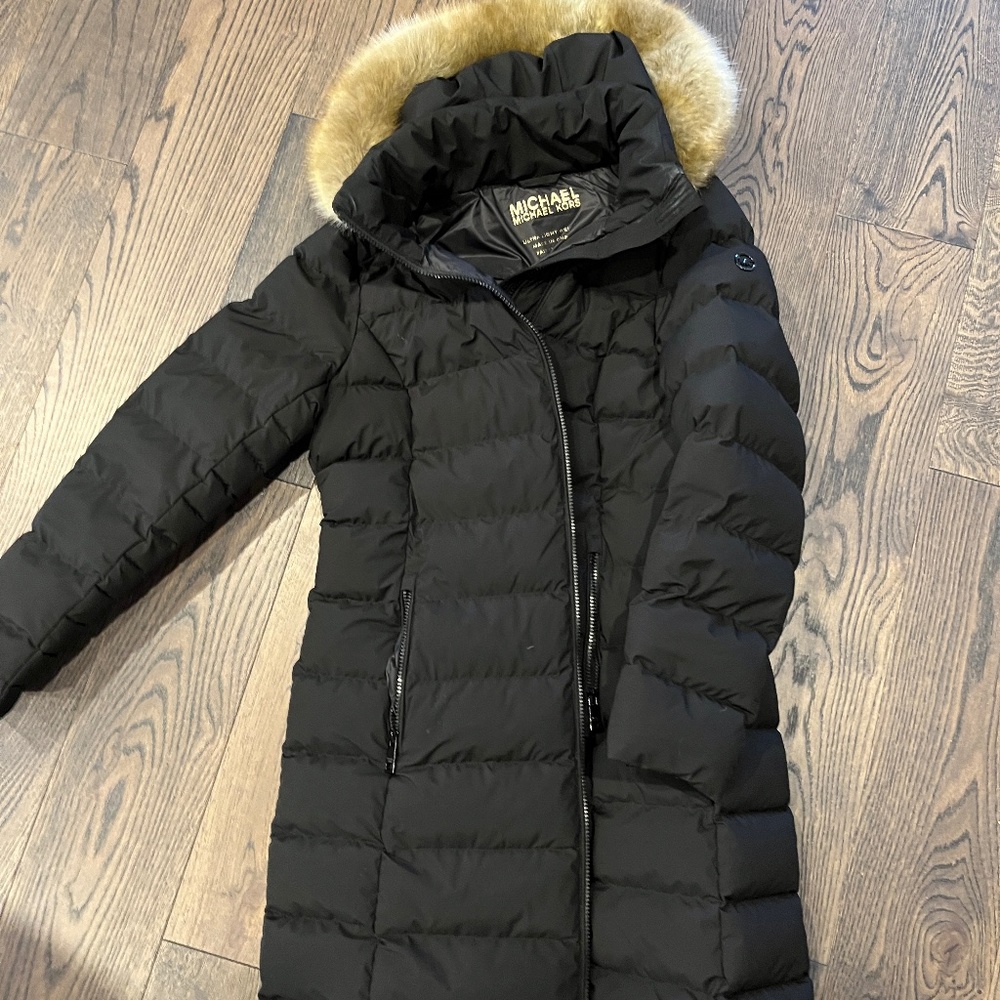 Michael kors lightweight puffer jacket